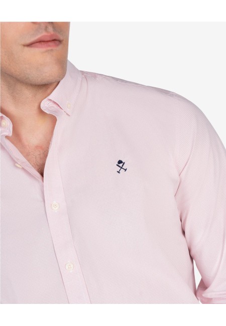 Camisa Harper & Neyer.