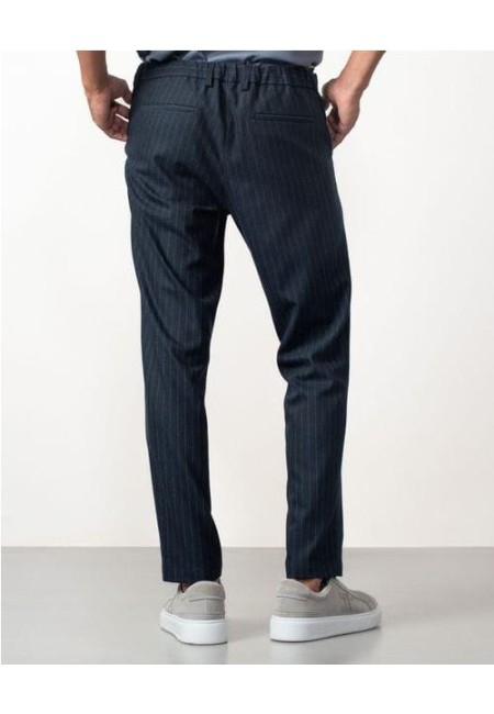 Pantalón raya diplomática Etiem.