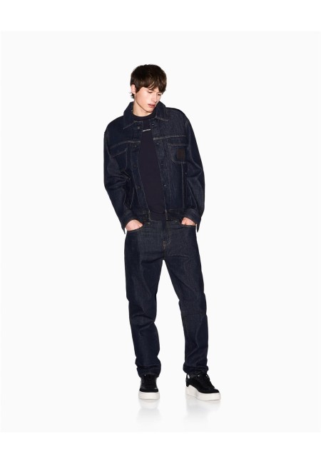 Camiseta Armani Exchange.