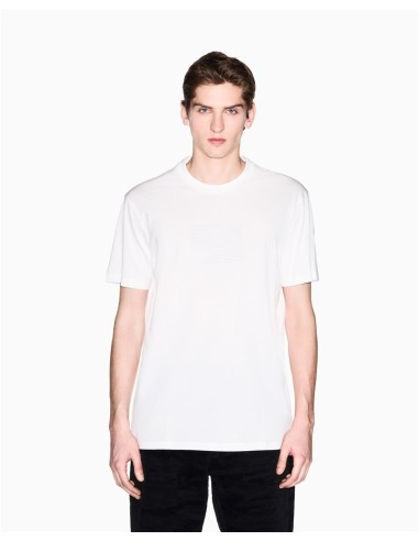 Camiseta Armani Exchange.