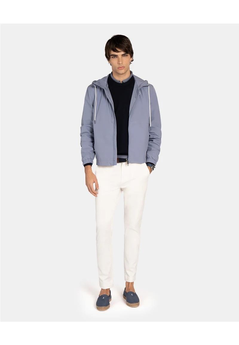 Chubasquero Harper & Neyer