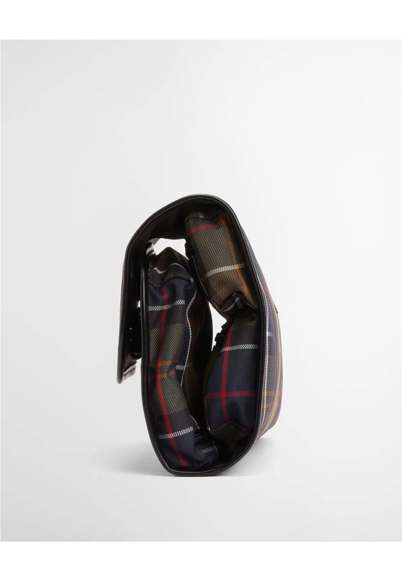 Neceser Barbour 2