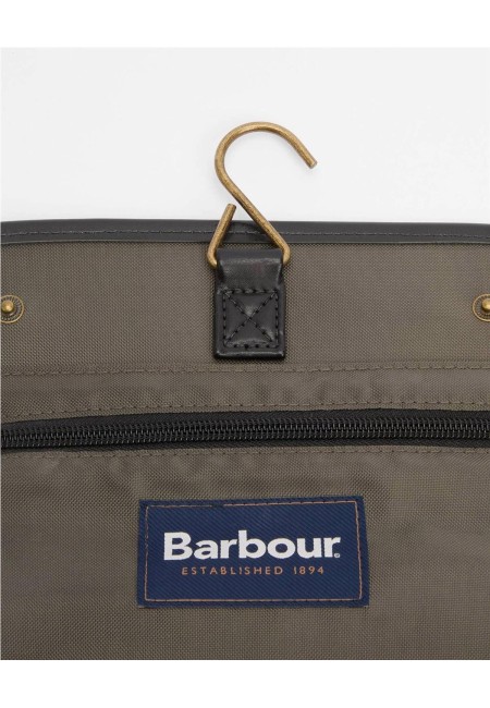 Neceser Barbour