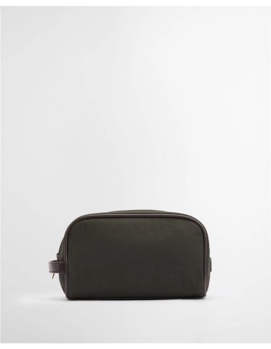 Neceser Barbour