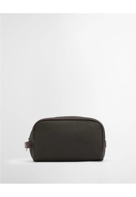 Neceser Barbour