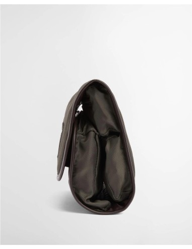 Neceser Barbour