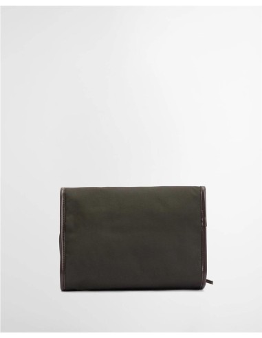 Neceser Barbour